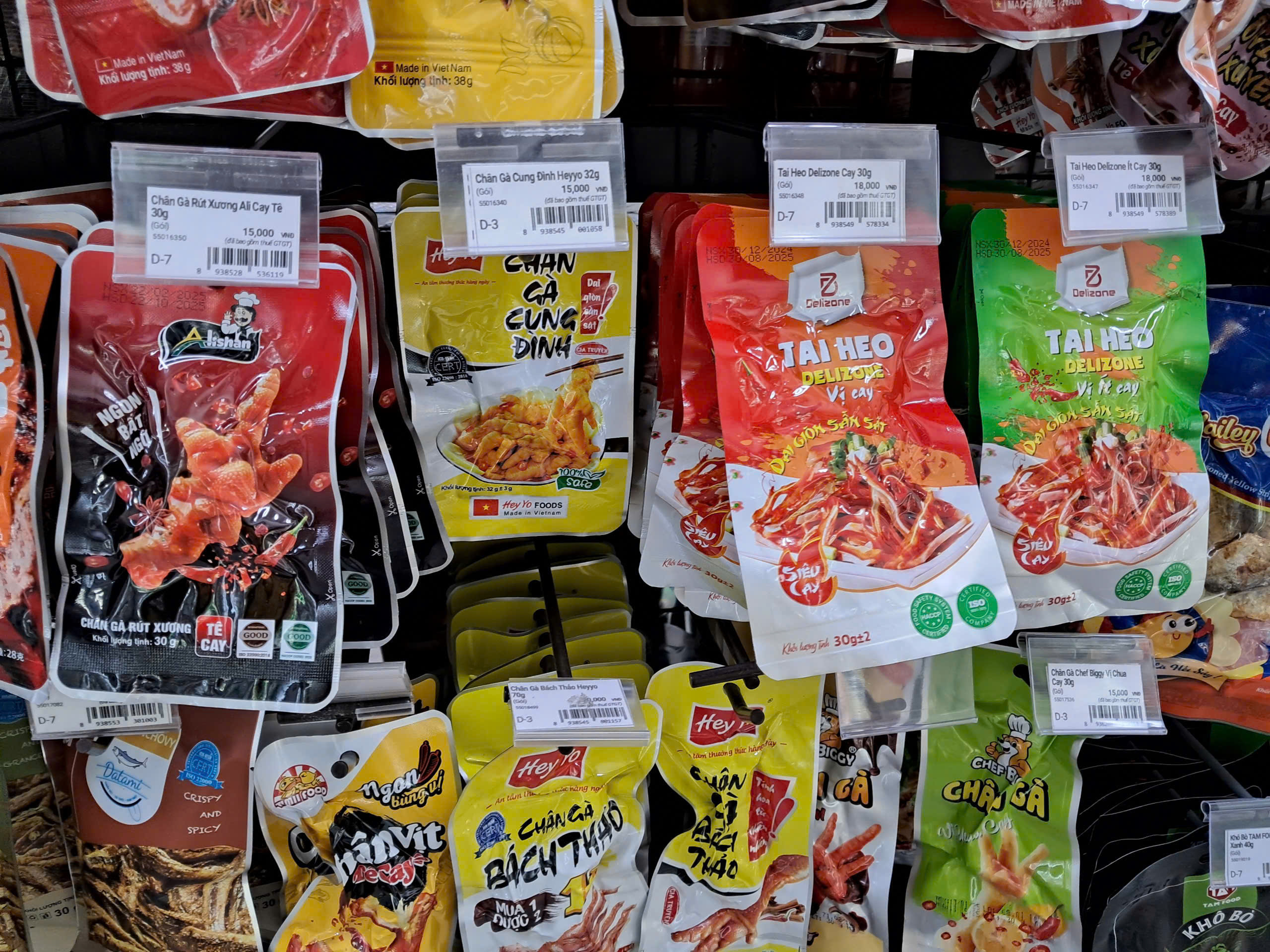 5 Lý Do Khiến Chân Gà Bách Thảo Ủ Vị Topone Trở Thành Lựa Chọn Hoàn Hảo Cho Tín Đồ Ăn Vặt